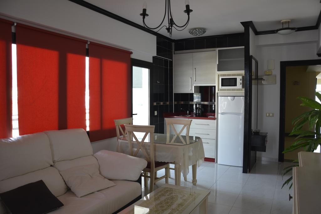 Apartamentos Mediterraneo Марбелья Экстерьер фото