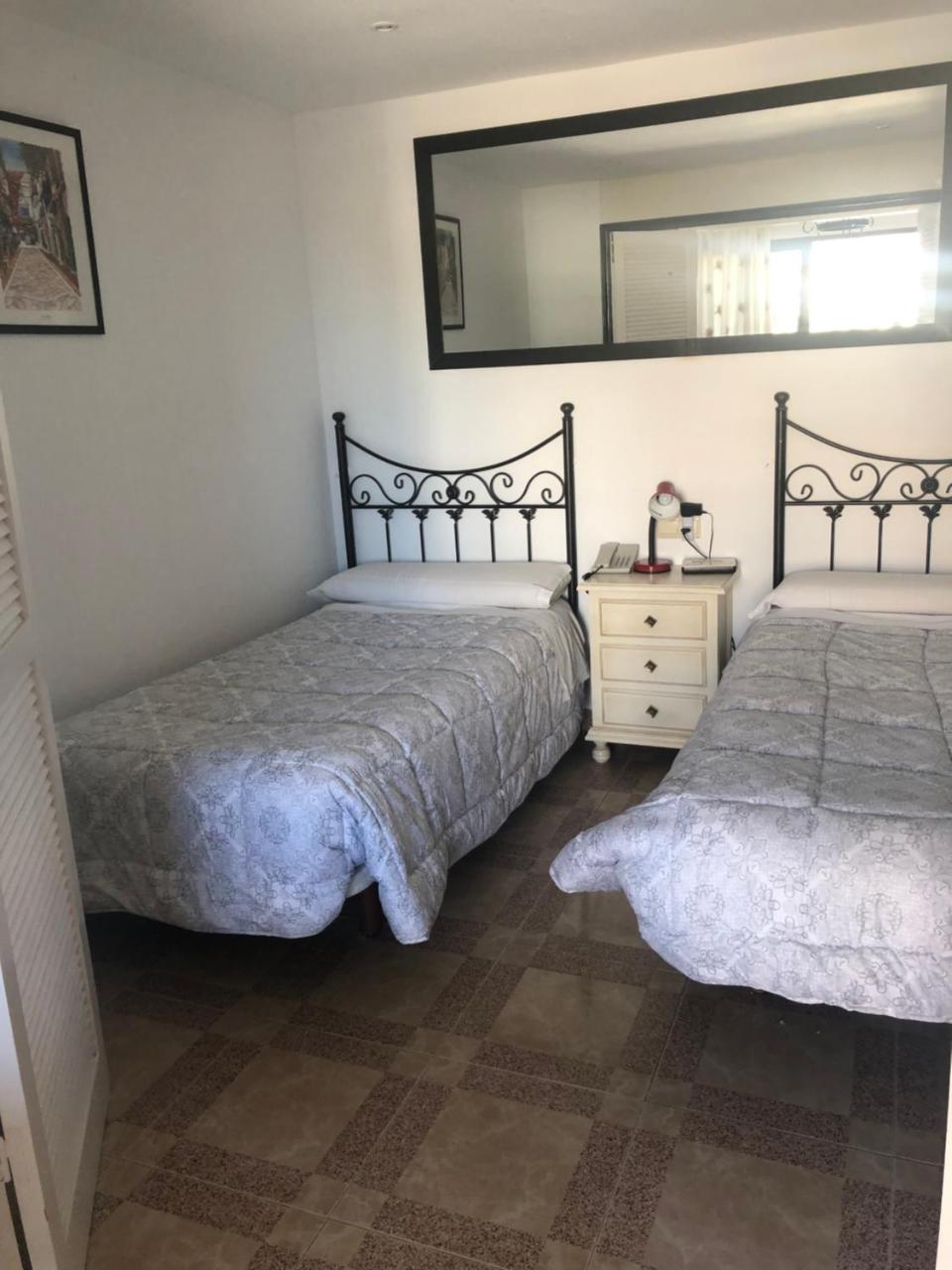 Apartamentos Mediterraneo Марбелья Экстерьер фото